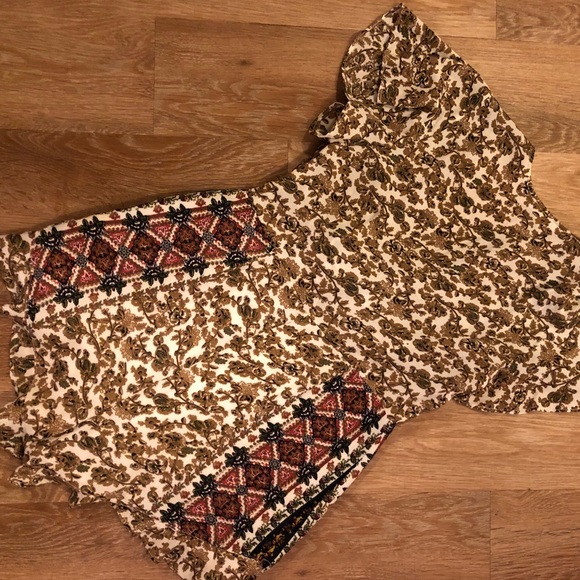 Elison Rd. Romper - Picture 1 of 3